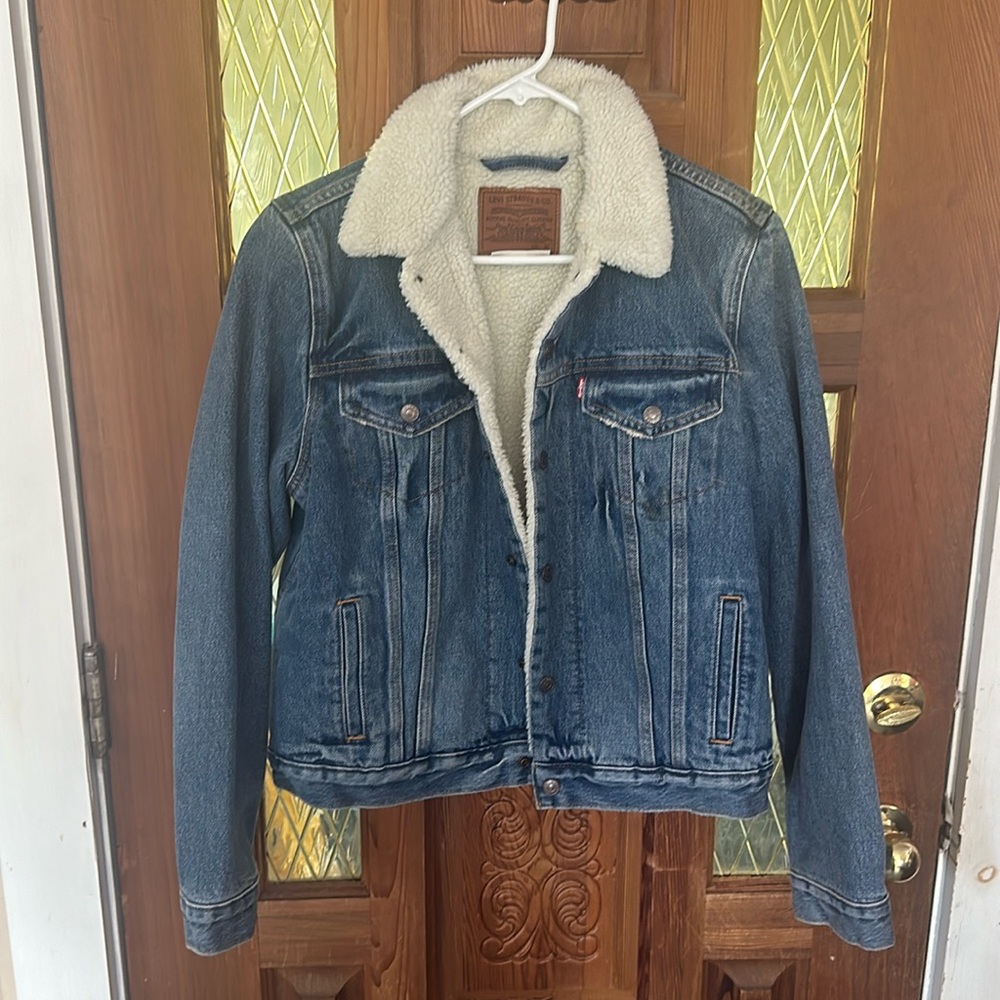 levi’s jacket with fur lining